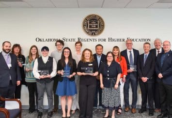 Christala Smith receives Oklahoma Online Excellence Award for Leadership Thumbnail