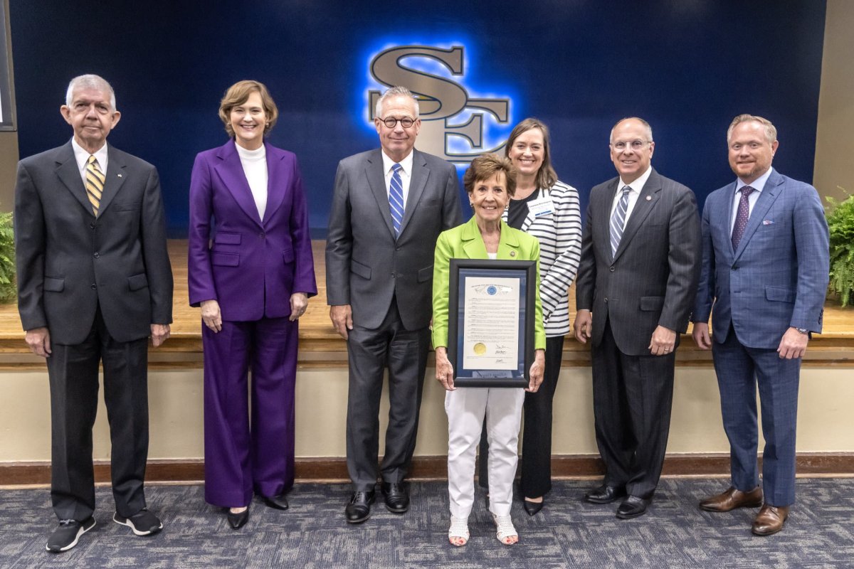 Southeastern alumna Ann Holloway named State Regent Emeritus at OSRHE meeting on campus banner