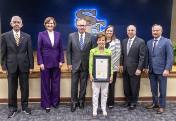 Southeastern alumna Ann Holloway named State Regent Emeritus at OSRHE meeting on campus Thumbnail