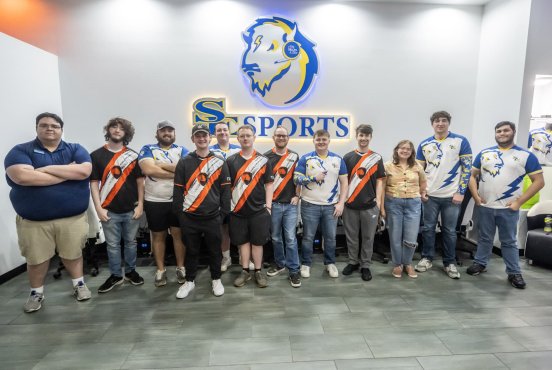 SEsports wins 5-1 Overwatch match over East Central in first-ever in-person match between local rival schools Thumbnail