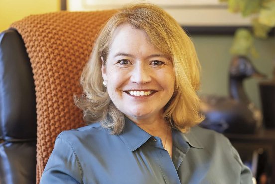 SE alumna Amanda Cobb-Greetham to hold signing event for Little Big Girl on December 3 at Semple Family Museum Thumbnail