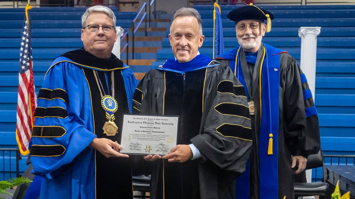 Southeastern awards honorary doctorate degrees to John Massey and Greg Massey banner