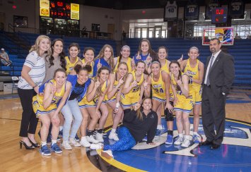 Women’s Basketball Team Claims GAC Championship Thumbnail