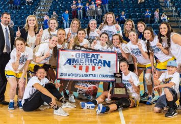 Women’s basketball wins GAC Championship; men and women advance to NCAA DII Tournament Thumbnail