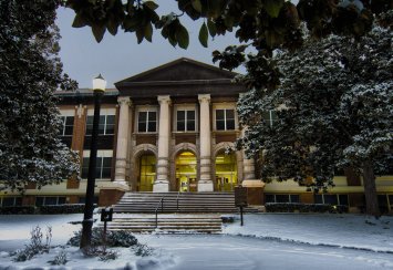 Southeastern closure for winter weather conditions continued through Wednesday, January 28 Thumbnail