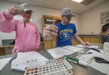 Southeastern, Arkansas Colleges of Health Education sign agreement to assist in interview process for students Thumbnail