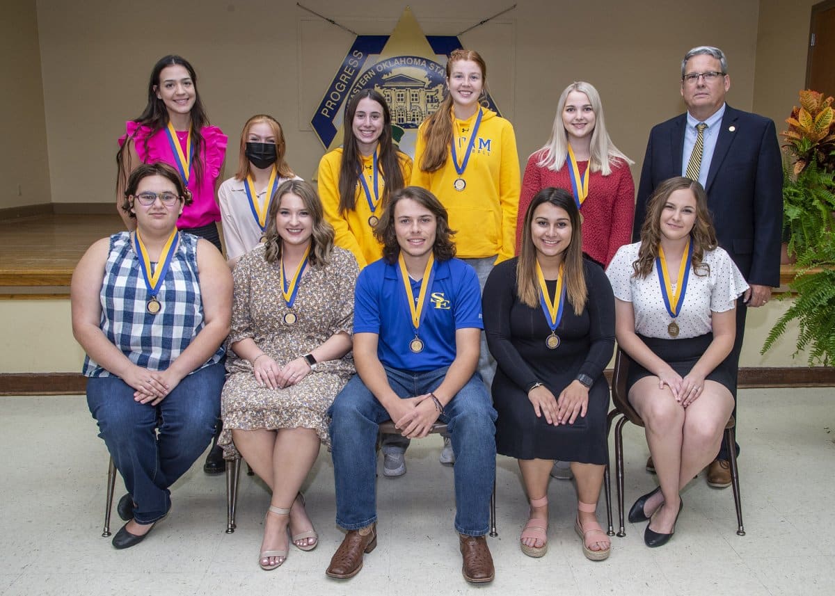 Southeastern recognizes Top 10 Freshmen banner